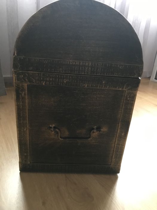 Mala / Cofre em ferro