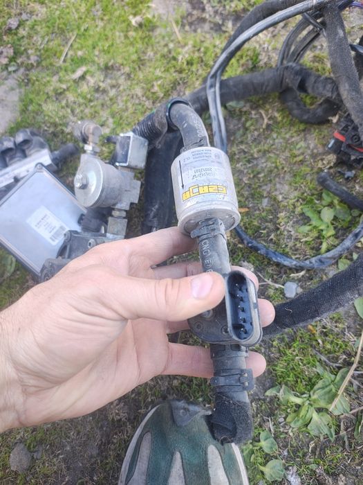 Instalacja LPG STAG-4 BOX BASIC + butla kompletna wszystkie przewody.