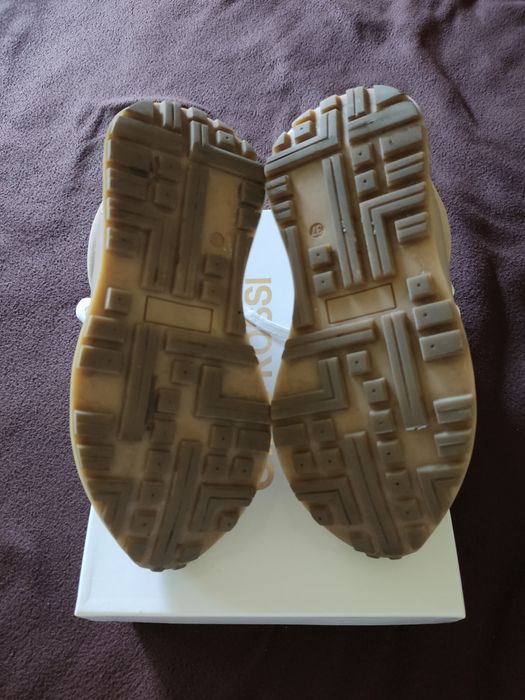 Obuwie damskie Gino Rossi  37