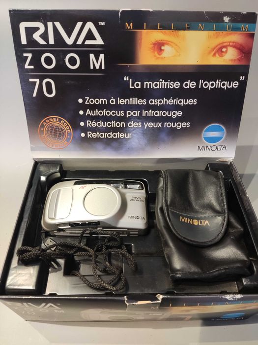 Minolta Riva Zoom 70 - Câmara Analógica