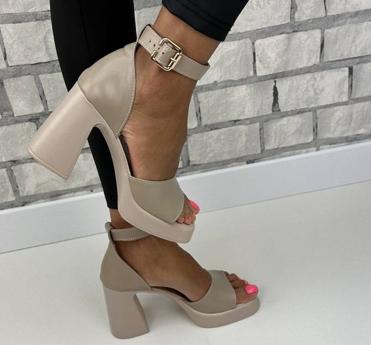 Босоножки на каблуке (кожа)