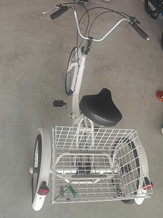Triciclo de adulto 3x20, branca