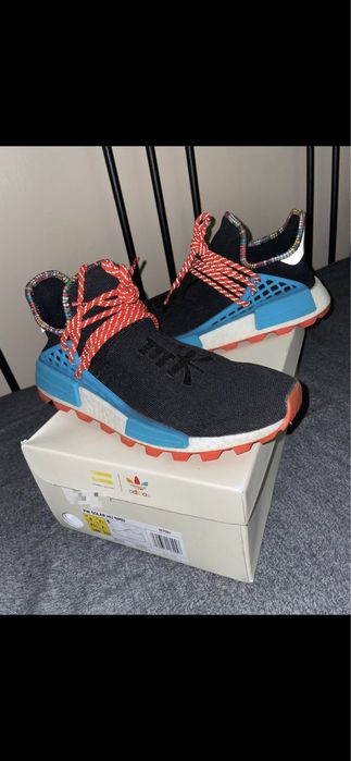 Ténis Pharrel Williams SOLAR HU NMD