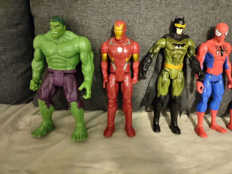 Super heróis Marvel Bonecos 28 cm