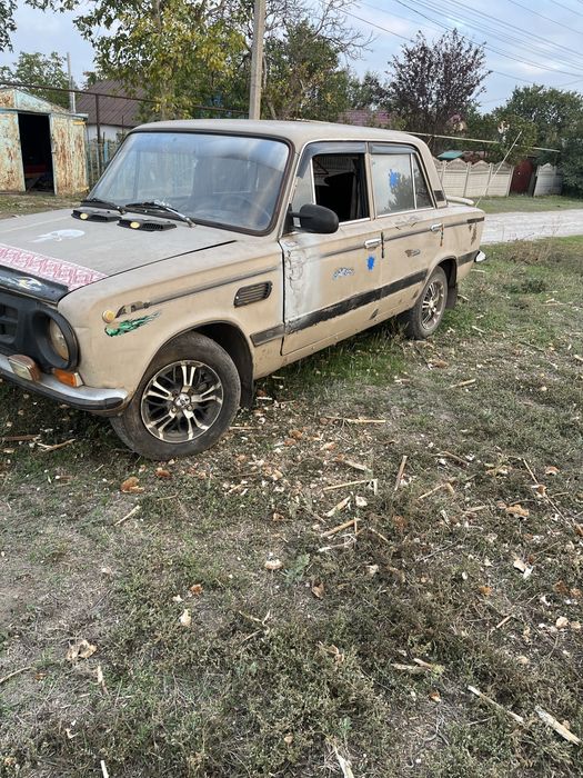 Продам ваз 21013