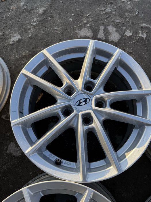 Felgi aluminiowe 5x114,3 16x6,5j et50 Hyundai Kia Mazda itp