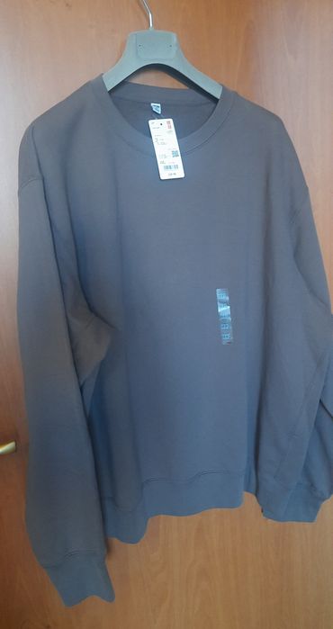 Uniqlo дуже стильний чоловічий світшот XXL
