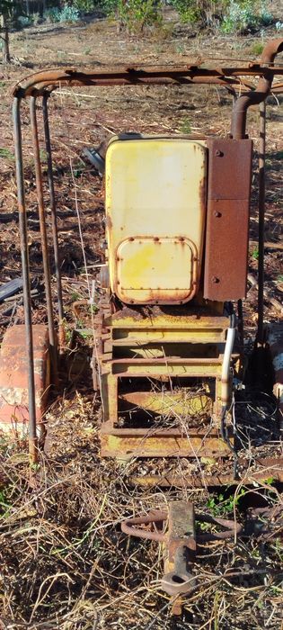 Reboque de Traktor com grande Bomba de água a Diesel 27cv