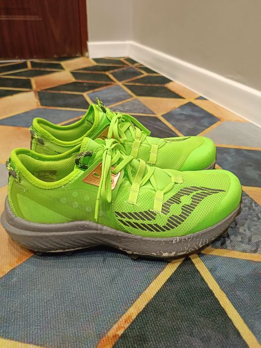 Saucony Endorphin Rift r 45/29cm