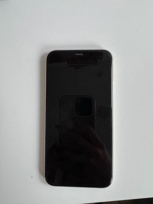 iPhone 11 128 GB White 74%
