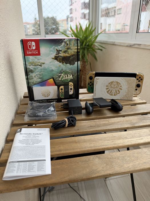 Nintendo Switch OLED | Edição Limitada Zelda