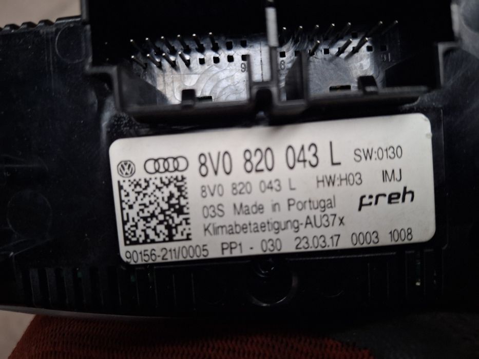 Panel przełacznik sterowania klimy Audi Q2
