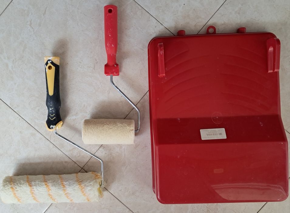 Tabuleiro para tinta + 2 rolos