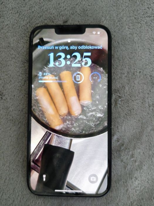 Iphone 13 stan bardzo dobry