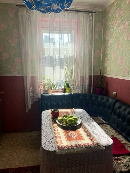 Продам 2-кімнатну квартиру 10 мікрорайоні