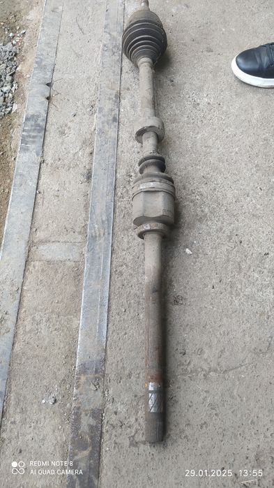 Полуось Рено Єспейс