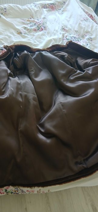 Шуба з натуральної вовни на теплій підкладці