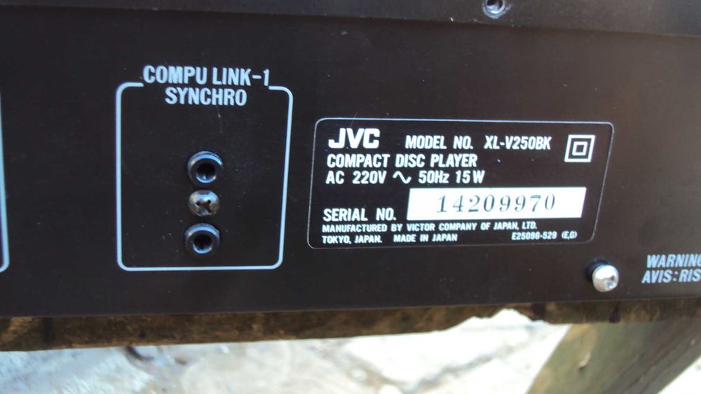 JVC XL-V250 compact disc player  с Германии