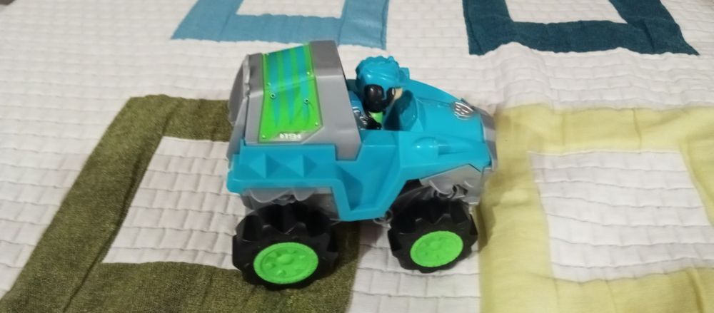 Veículo e figura Rex 4x4