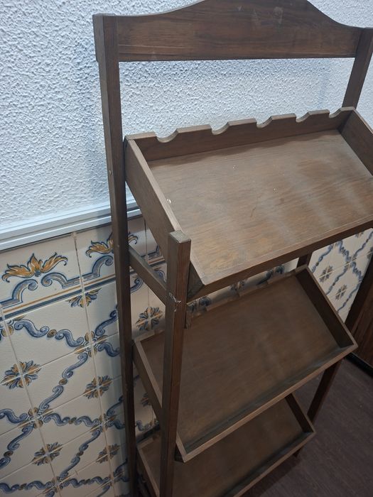Expositor para 15 garrafas