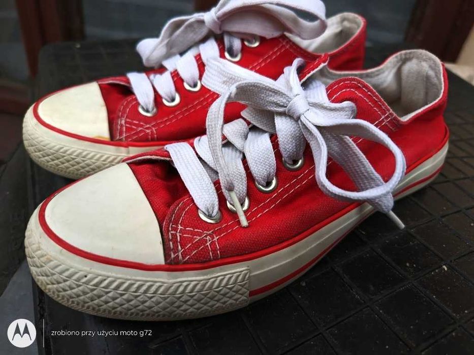 Buty Trampki młodzieżowe czerwone roz.36 STAR Stan Bardzo Dobry
