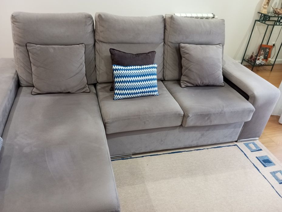 Sofá de 3 lugares com chaise long