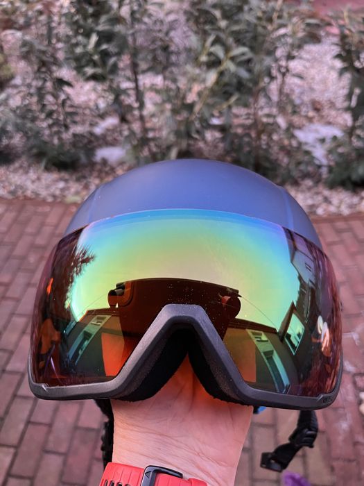 Kask narciarski UVEX