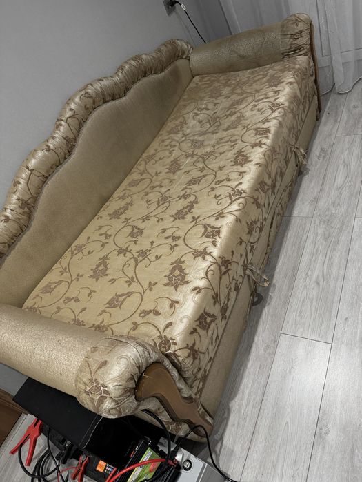 Диван розкладний (доступний до вивозу після 25.01.26