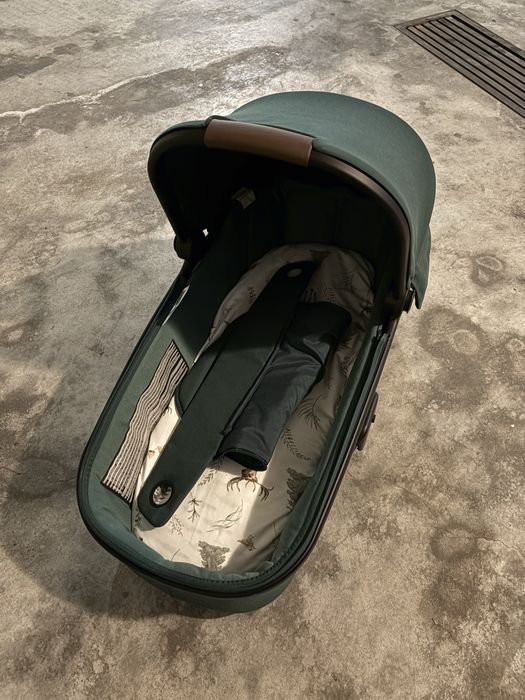 Conjunto Cadeira Pebble 360 Pro + Alcofa Oria Maxi Cosi