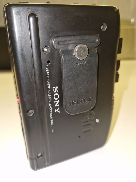 Wolkmen Sony WM-F 2041 Made in Japan z radiem