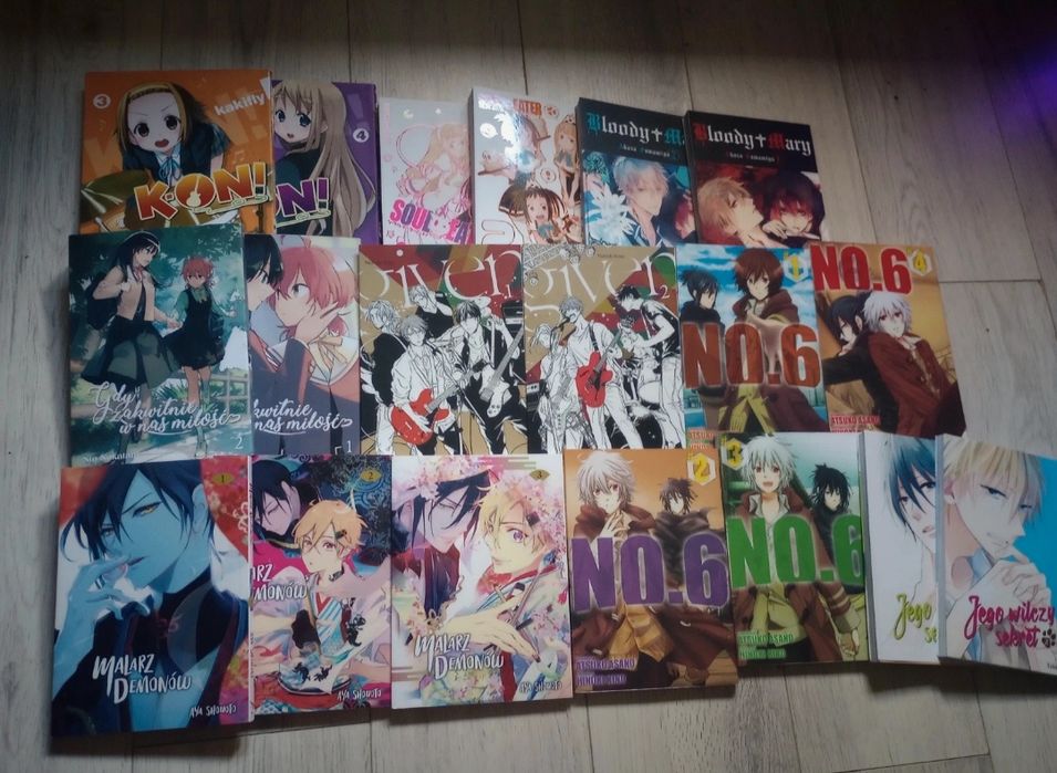 Mangi anime książki komiksy