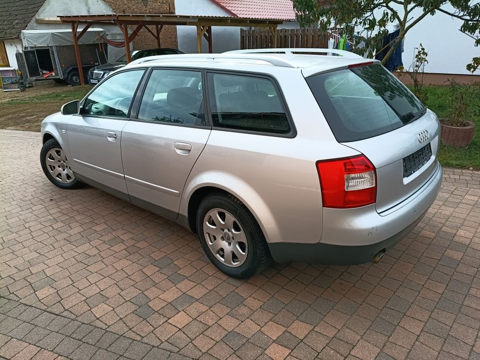 Audi A4 2.0 benzyna
