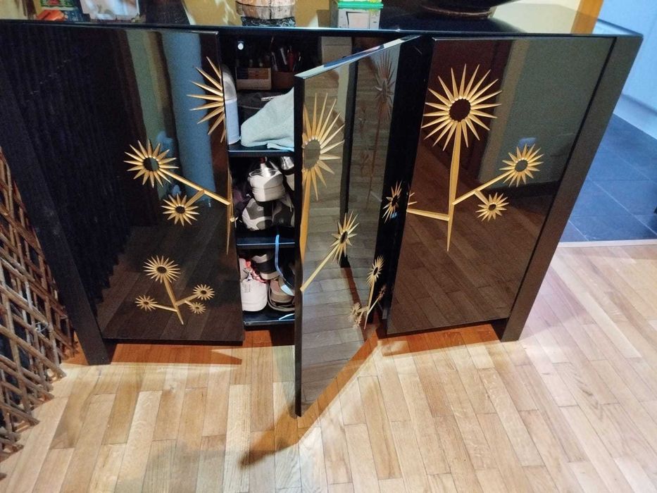 Sapateira com espelho