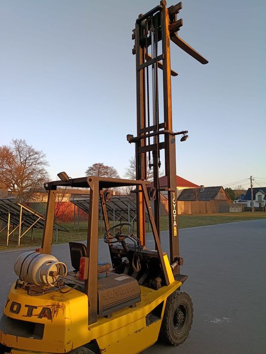 Toyota 42-3FG 20  Toyota 42-3FG 20 * Serwisoany * Nowy Parownik *