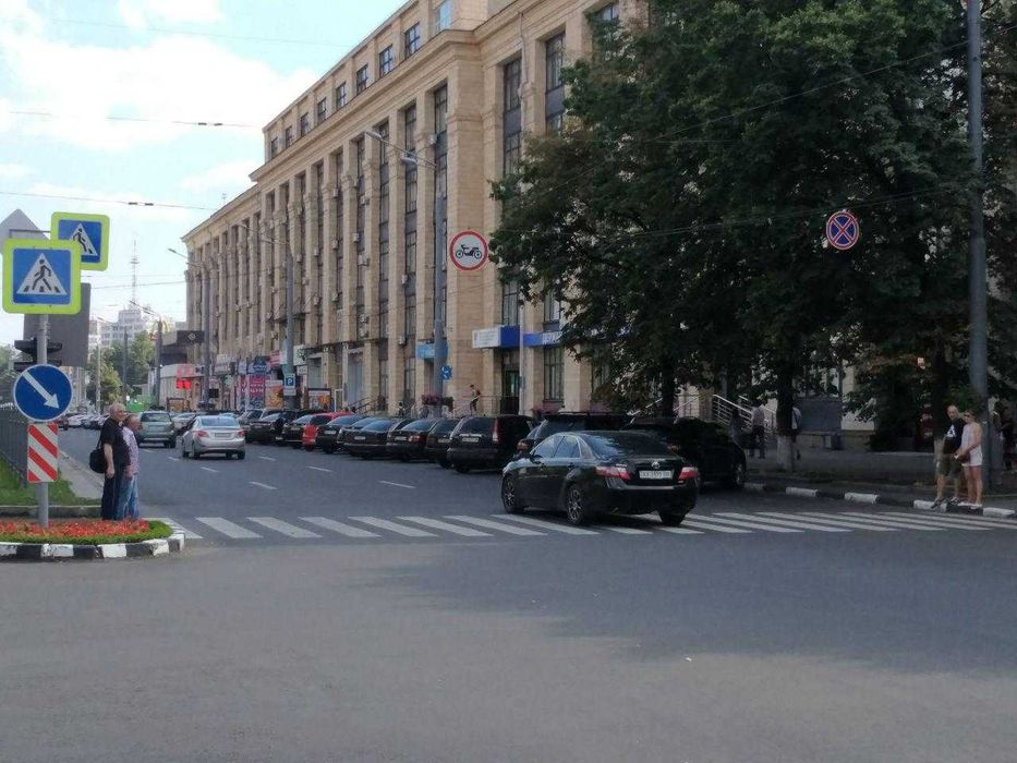 Аренда помещения в Харькове на пр. Науки м. "Научная".