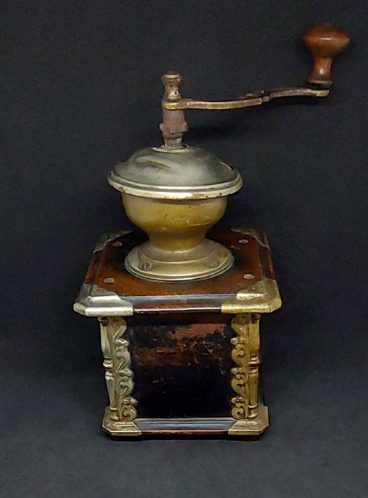 РЕДЧАЙШАЯ кофемолка Германия K&M 1910-1920 ОГРАНИЧ. ВЫПУСК инкрустация