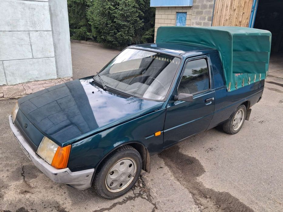 Продам автомобіль ЗАЗ 11055