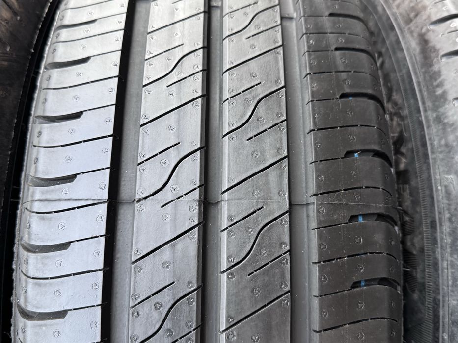 NOWE Goodyear 215/65/16C opony letnie komplet