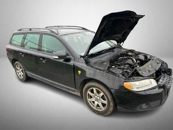 VOLVO V70 2.0 16v diesel kolor 019-26 części