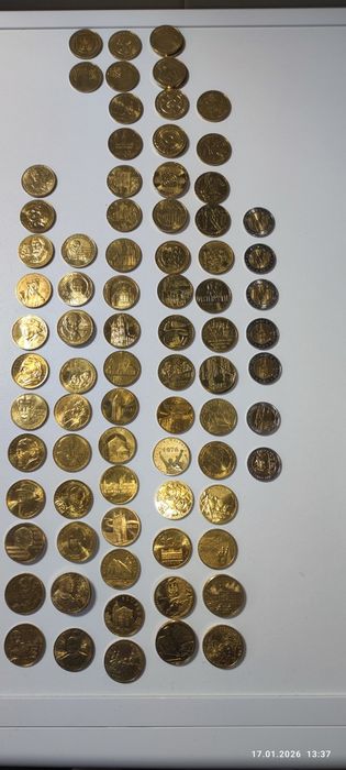 Sprzedam 100 szt. 2zł. i 7 szt. 5 zł