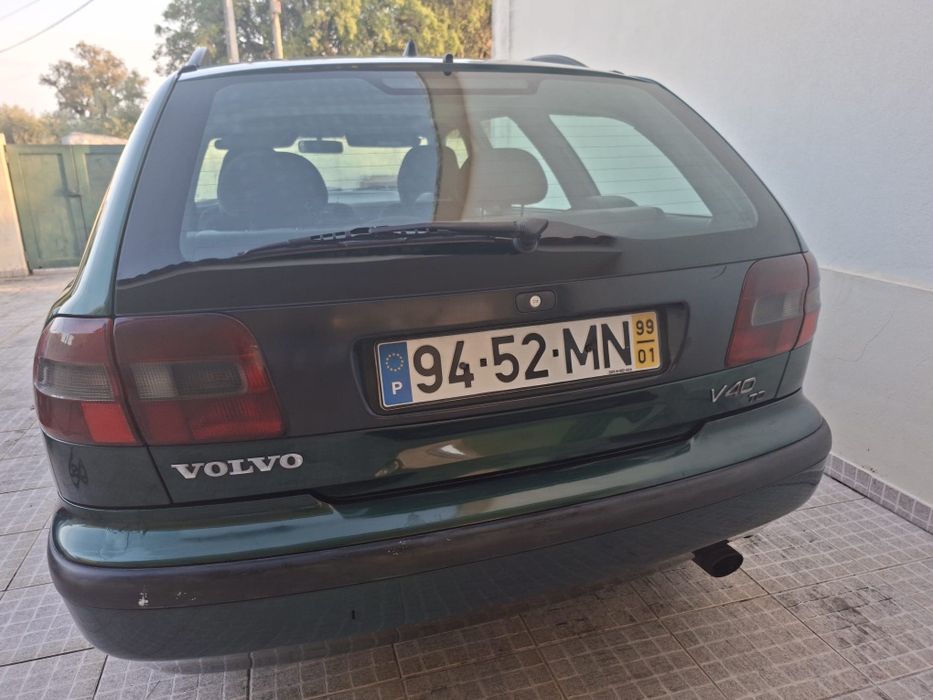 Em muito bom estado , com manutenção em dia.