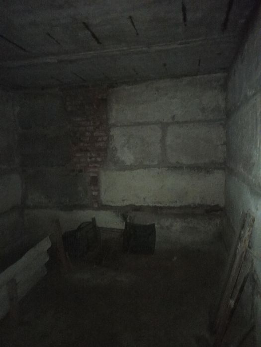 Продам будинок або обмін на кімнату у гуртожитку Київ