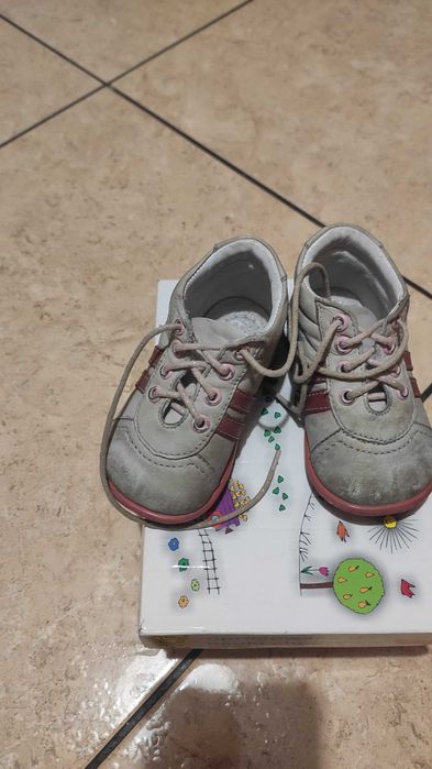 Buciki emel rozmiar 19