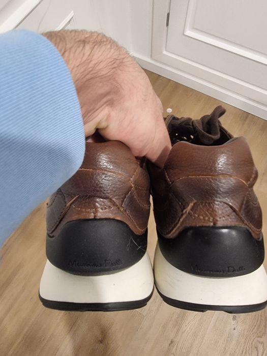 Sapatos Massimo Dutti castanhos