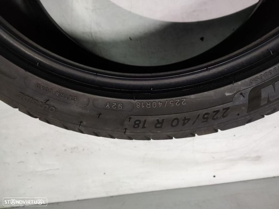 2 pneus semi novos 225-40r18 michelin - oferta dos portes 130 EUROS