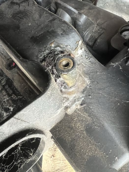 Клапанна кришка BMW E46 M47Н