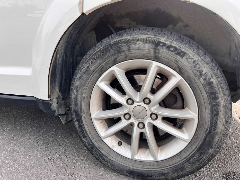 Dodge Journey 2014 SXT Газ/бензин 2.4 л
