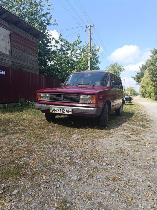автомобіль ваз 210