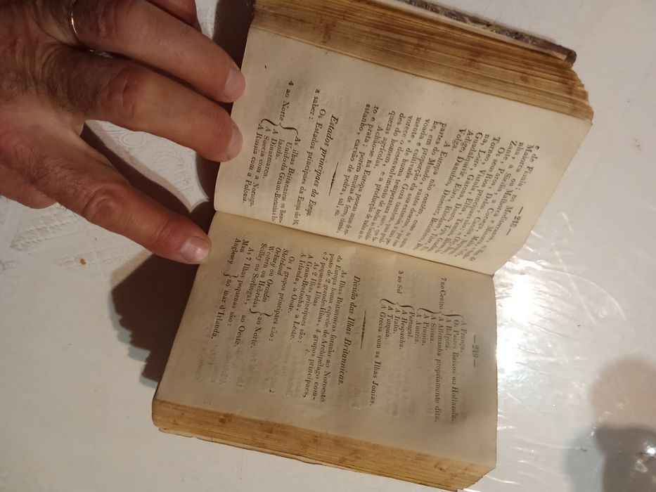 Manual Encyclopedico, 1836