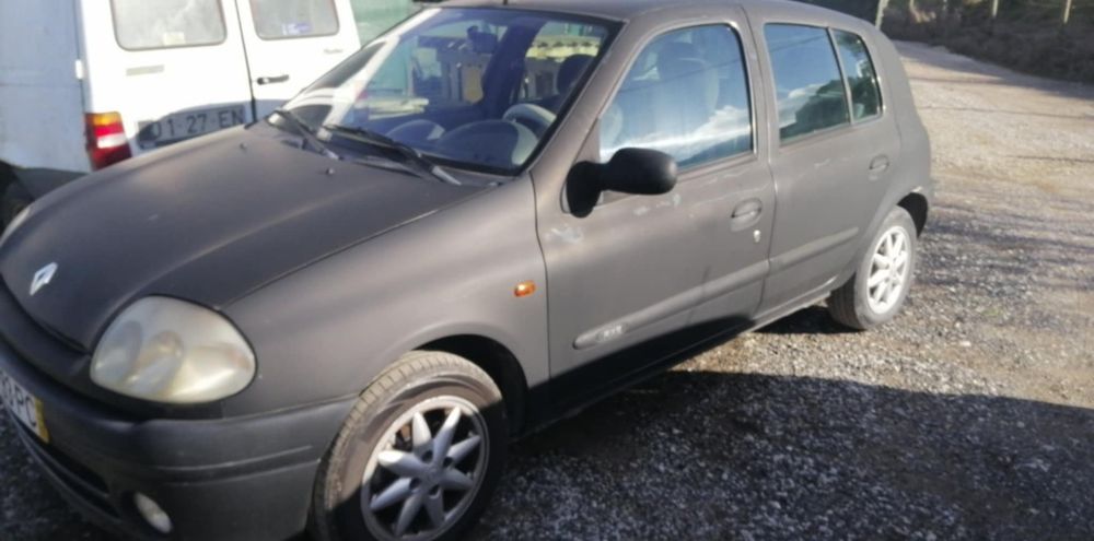 Renault Clio II 1.2 Gasolina — photo 3